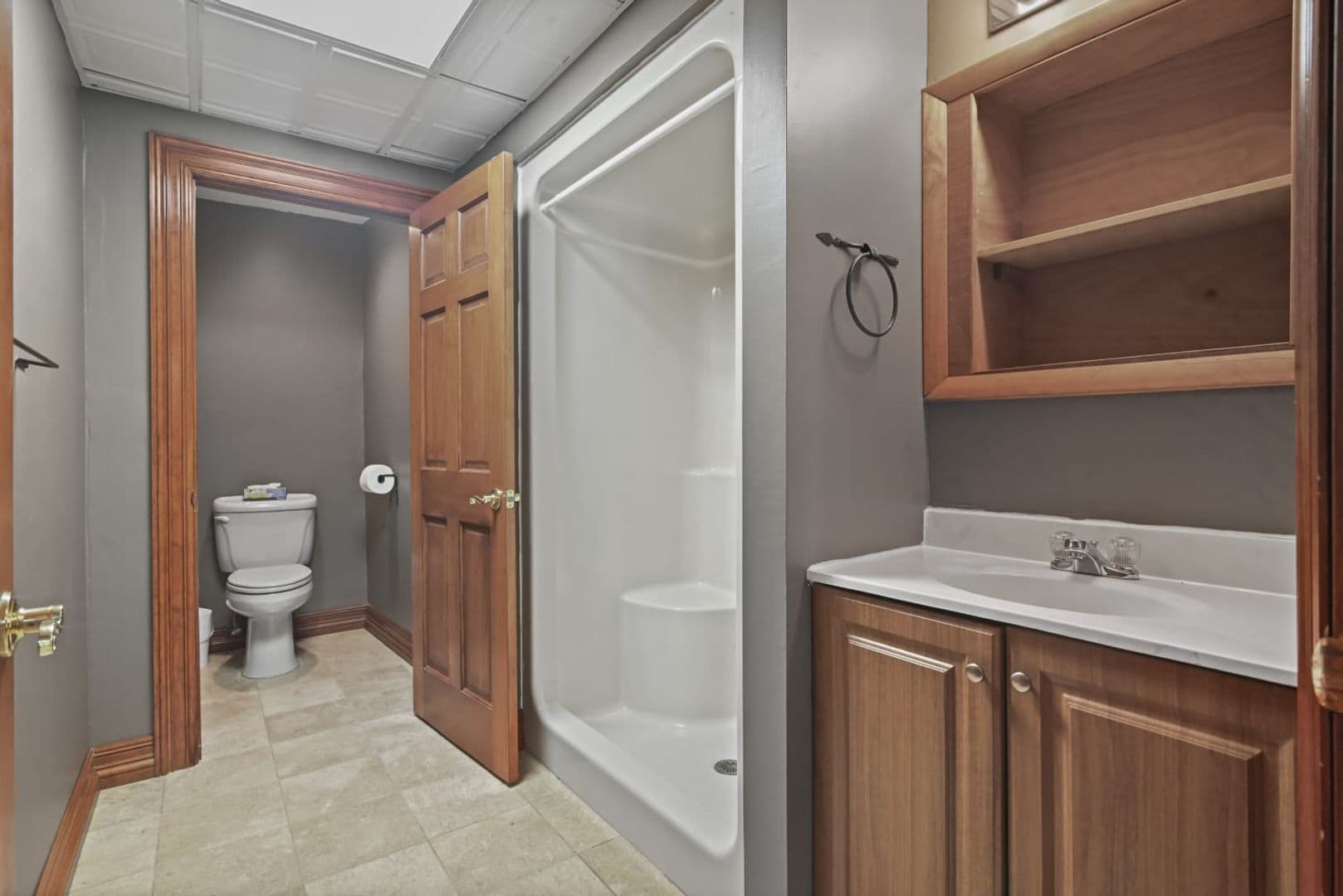 Mount Pocono House: 133 Montanesca Road