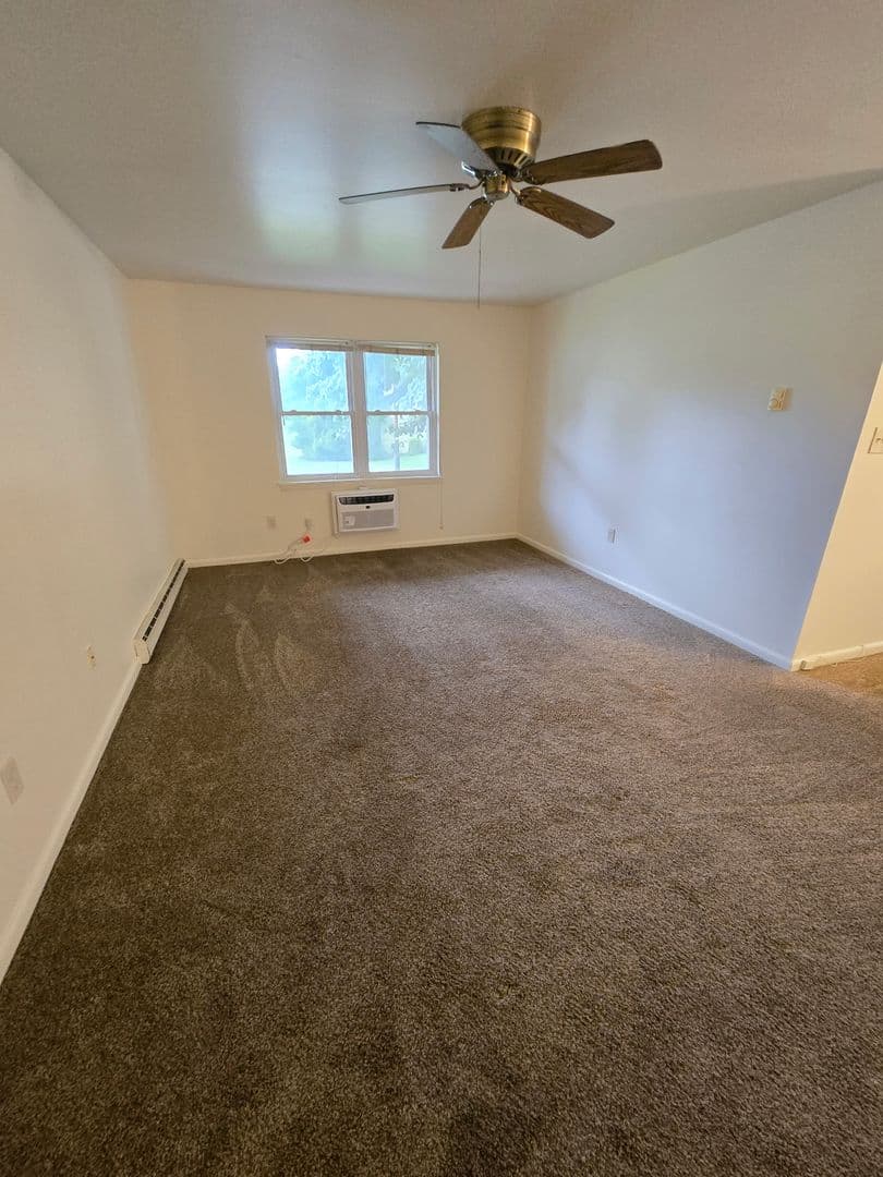 Stroudsburg Apartment: 404 Woodcliff Avenue