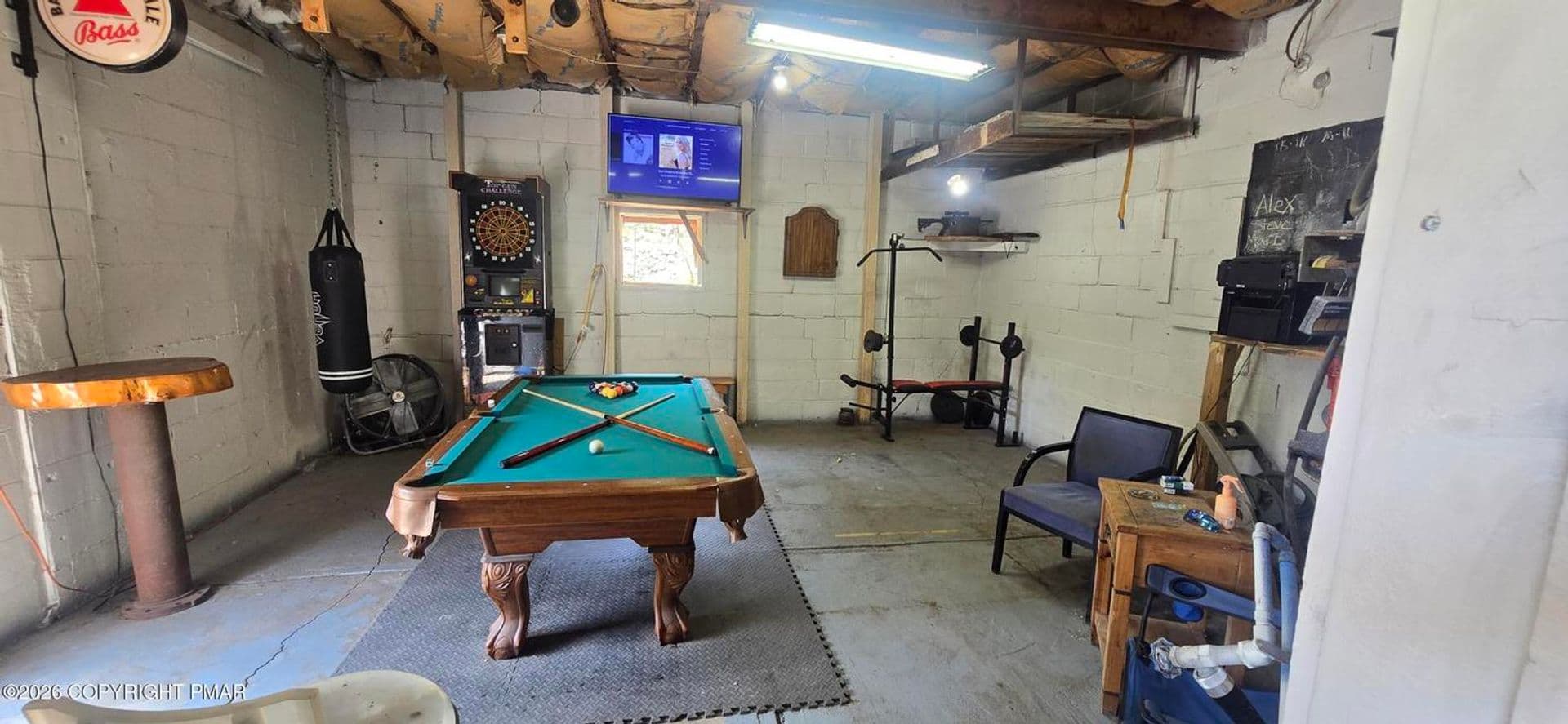 East Stroudsburg House: 135 Little Creek Lane