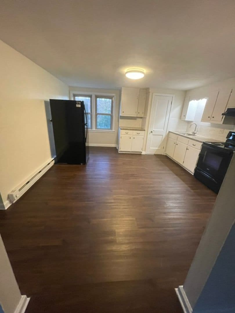 Brodheadsville Apartment: 1826 Route 209