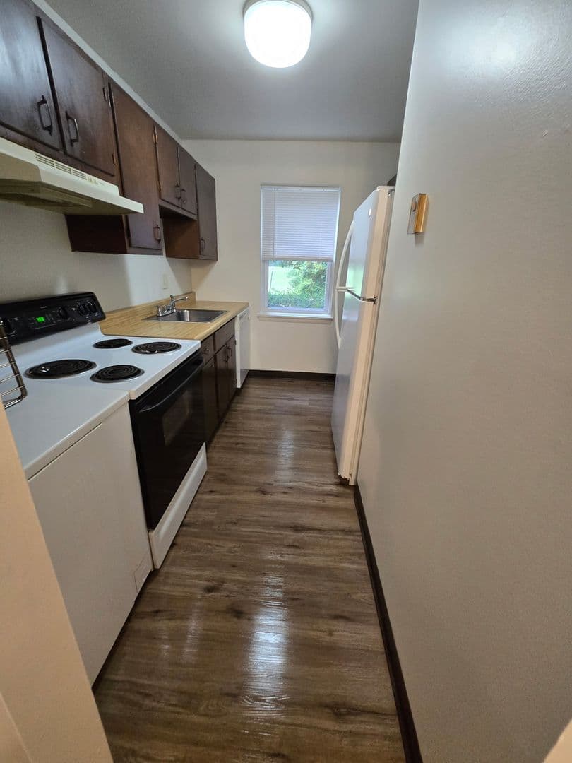 Stroudsburg Apartment: 404 Woodcliff Avenue