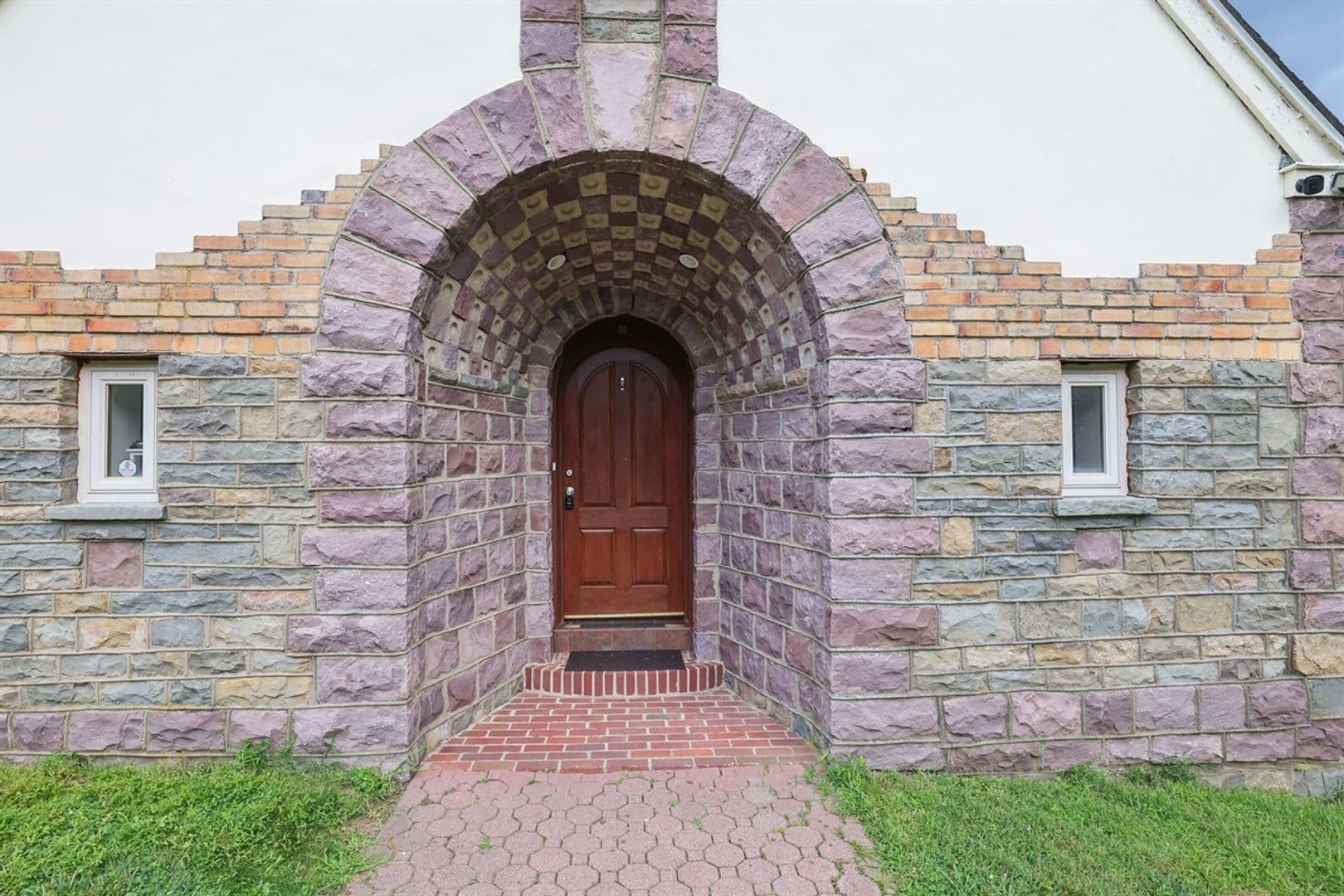 Mount Pocono House: 133 Montanesca Road