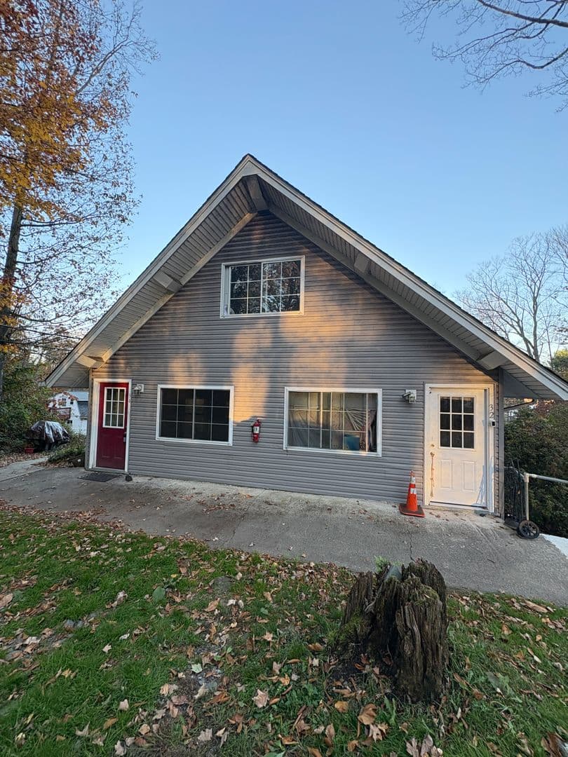 Gouldsboro Apartment: 106-115 3rd St.