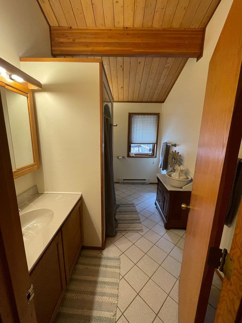 Cresco House: 3530 Spruce Cabin Road