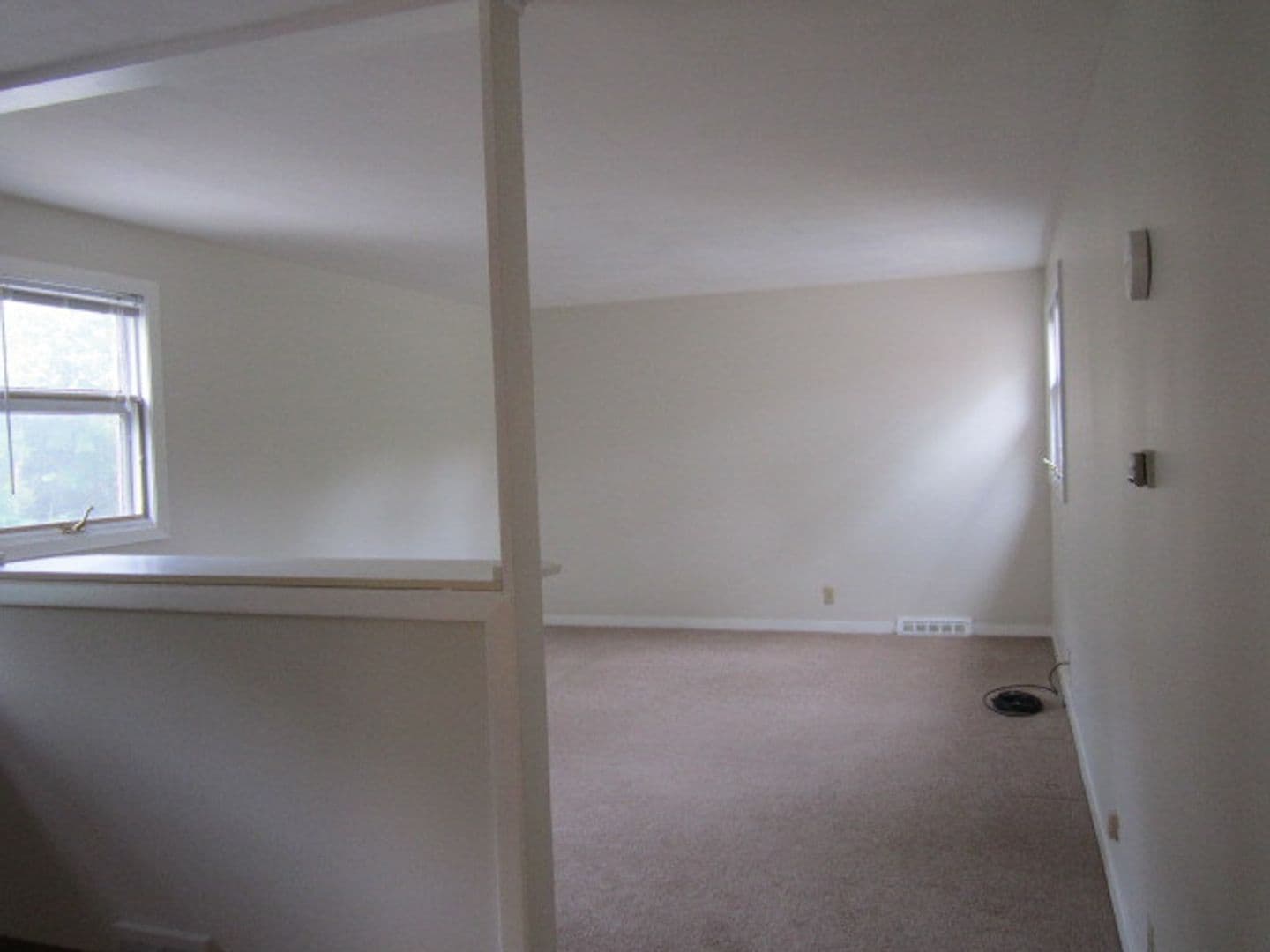 Syracuse Apartment: 1605-1711 Meadowbrook Drive (Brookside)