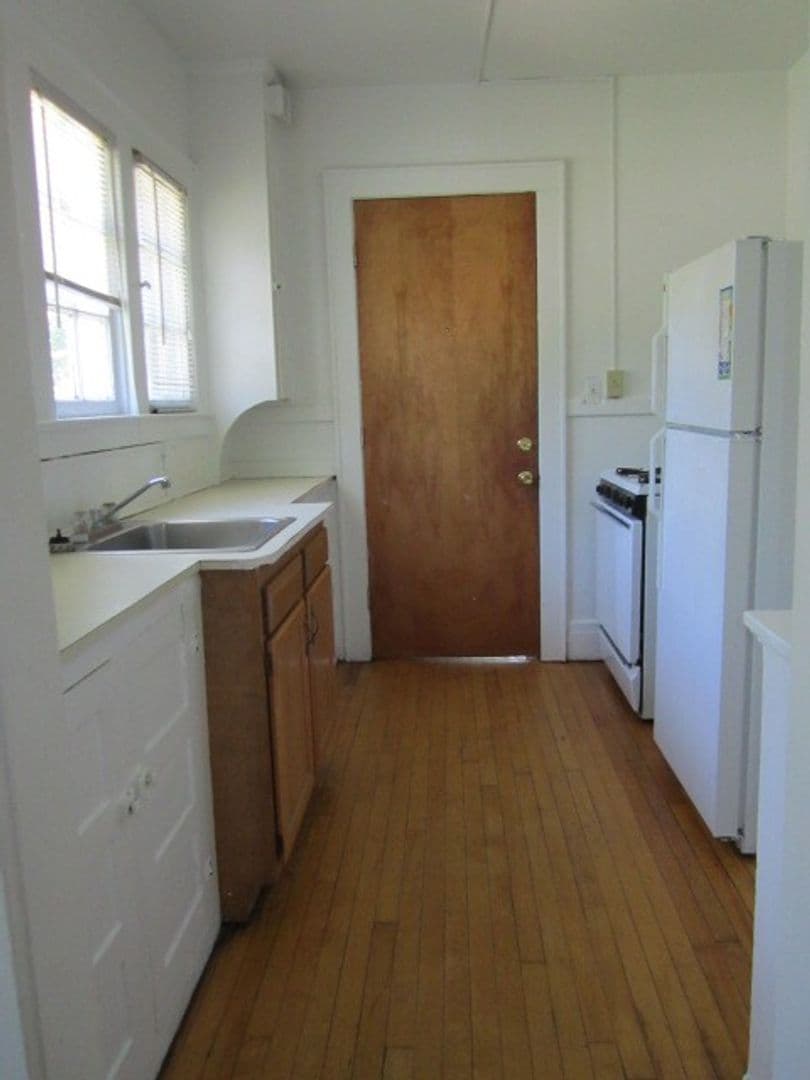 Syracuse Apartment: 622-24 Euclid Avenue