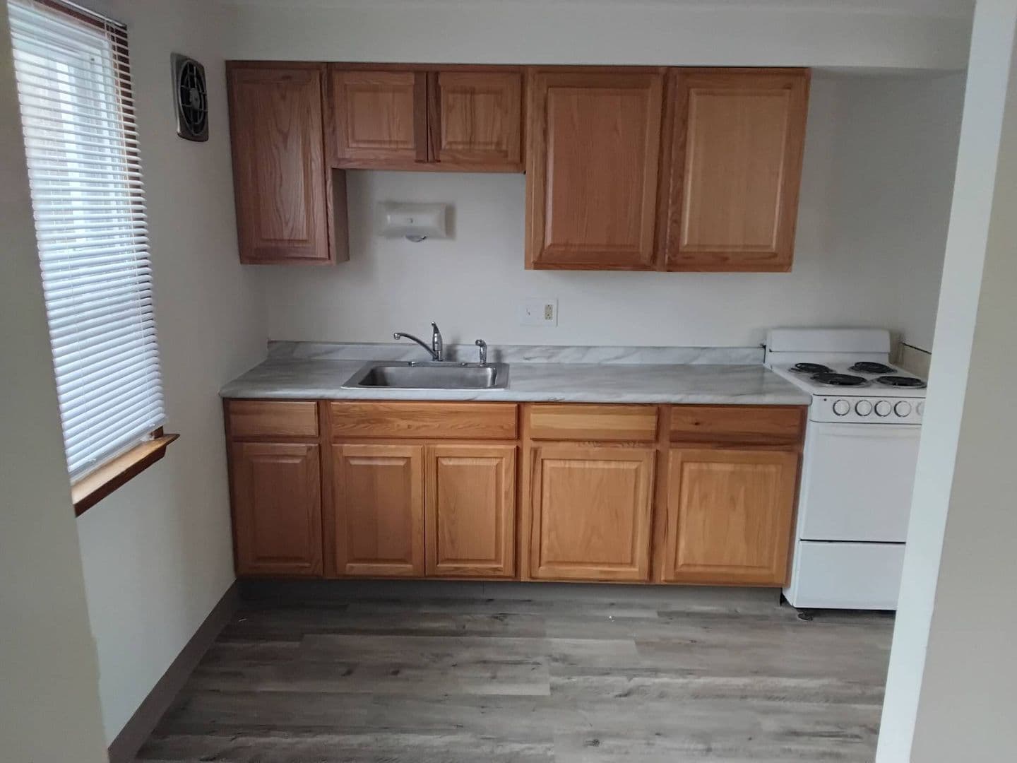 Syracuse Apartment: 138 Polk Street