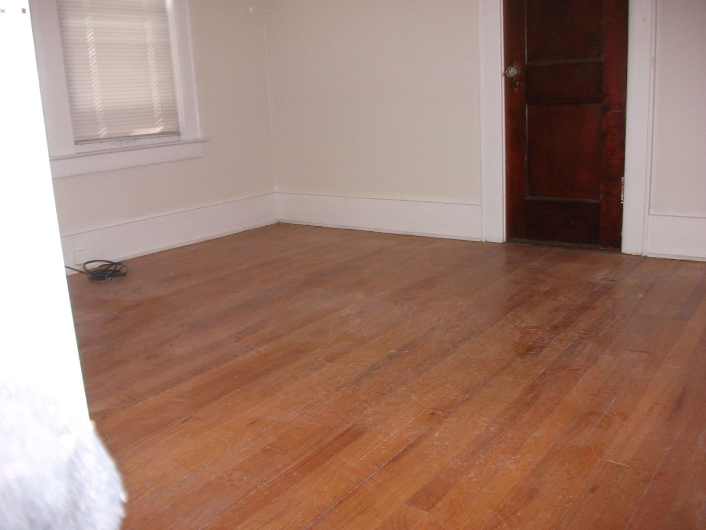 Syracuse Apartment: 341-43 Roosevelt Avenue
