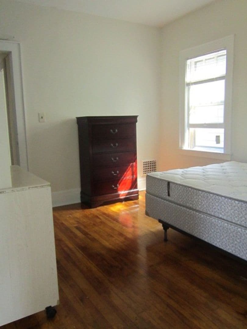Syracuse Apartment: 620 Euclid Avenue