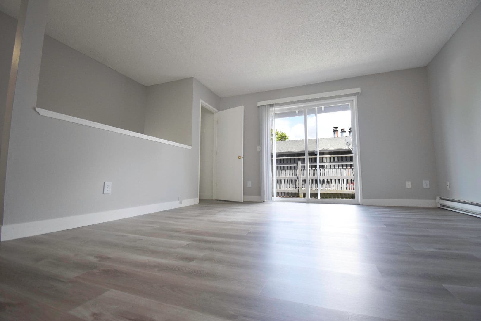 Forest Grove Apartment: 3018 19th Ave
