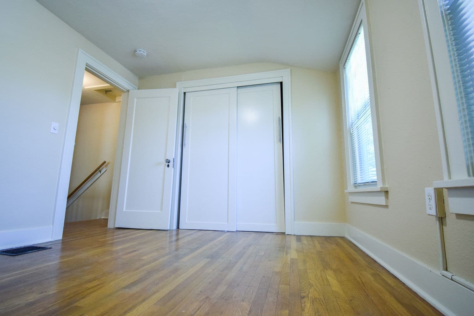 Portland Apartment: 2613-2615 NE Clackamas St.