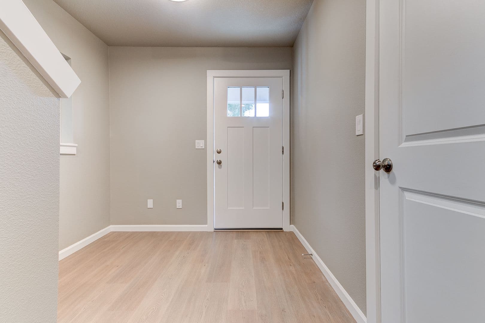 Aloha Apartment: 21241 SW Ortiz Ln