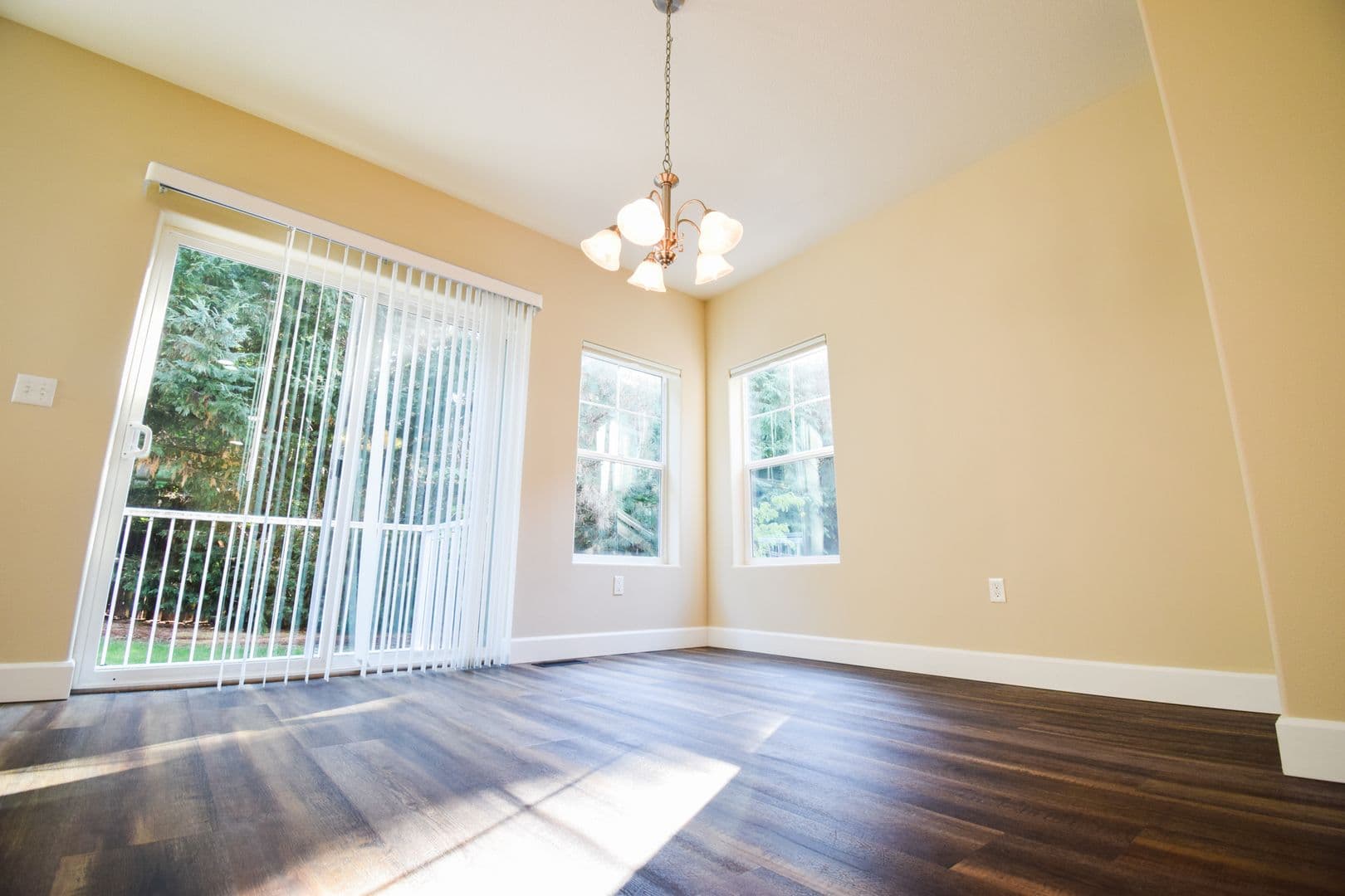 Tigard House: 10735 SW Canterbury Lane #104