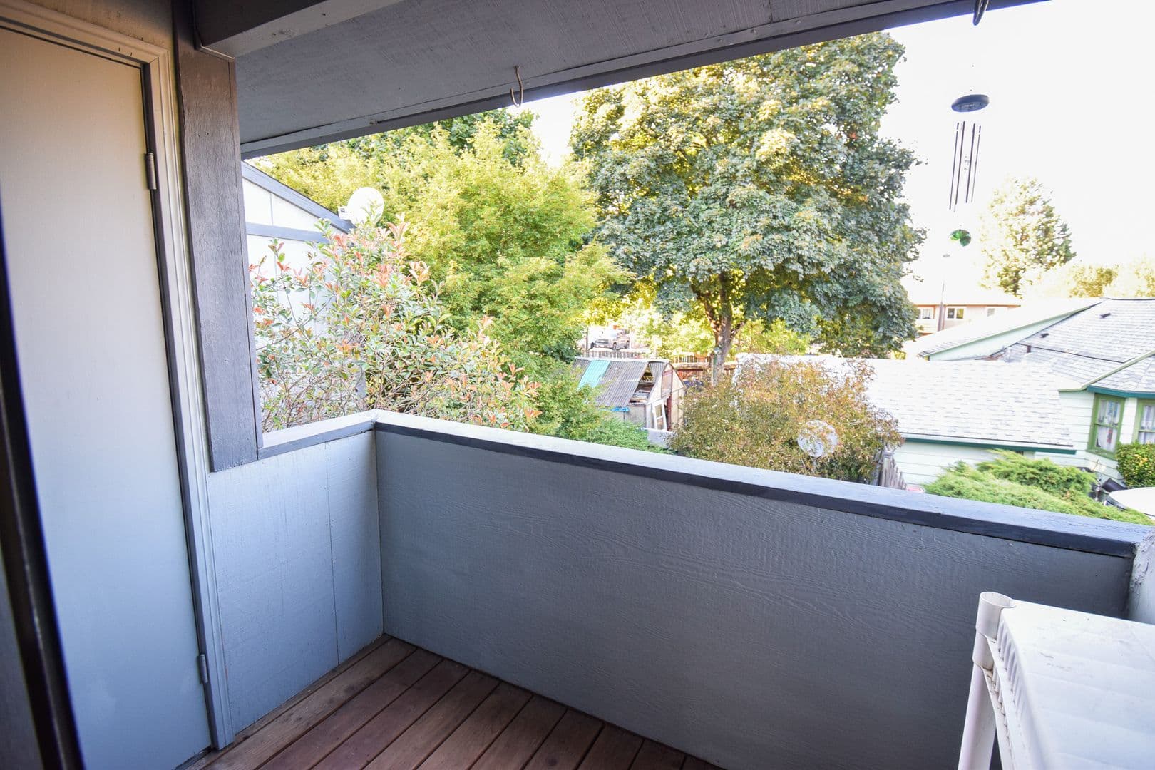 Beaverton Apartment: 4915 SW Lombard Ave. #1-6