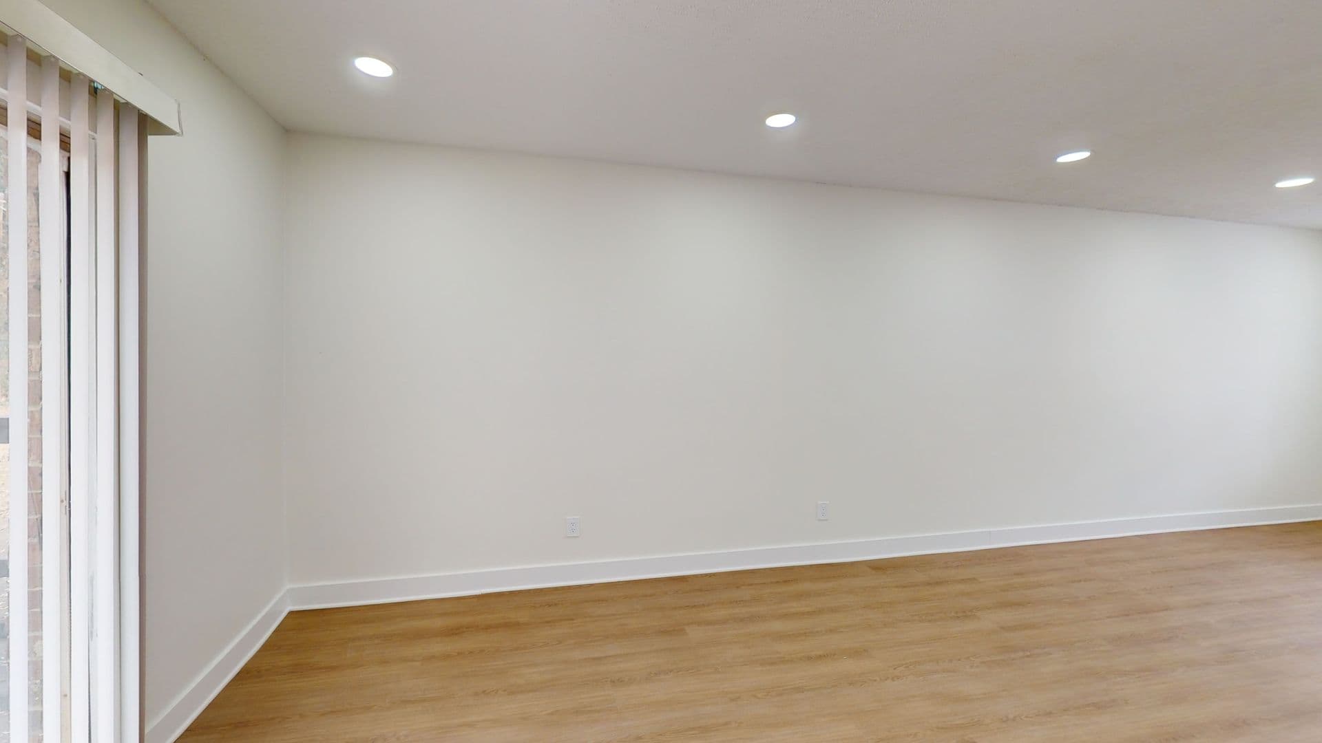 College Park Townhome: 2609 Charlestown Drive