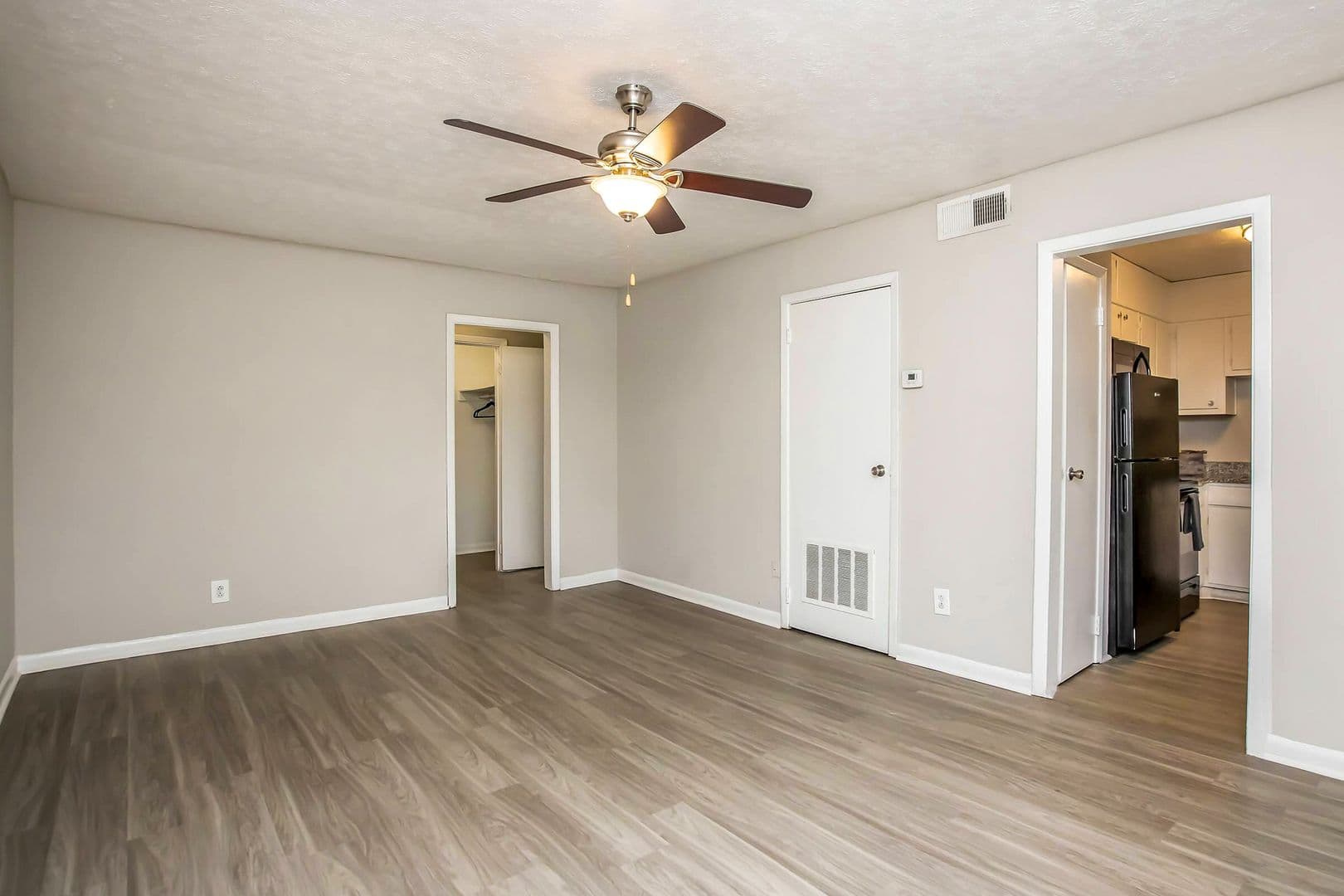 Forest Park Apartment: 1466 Rock Cut Road