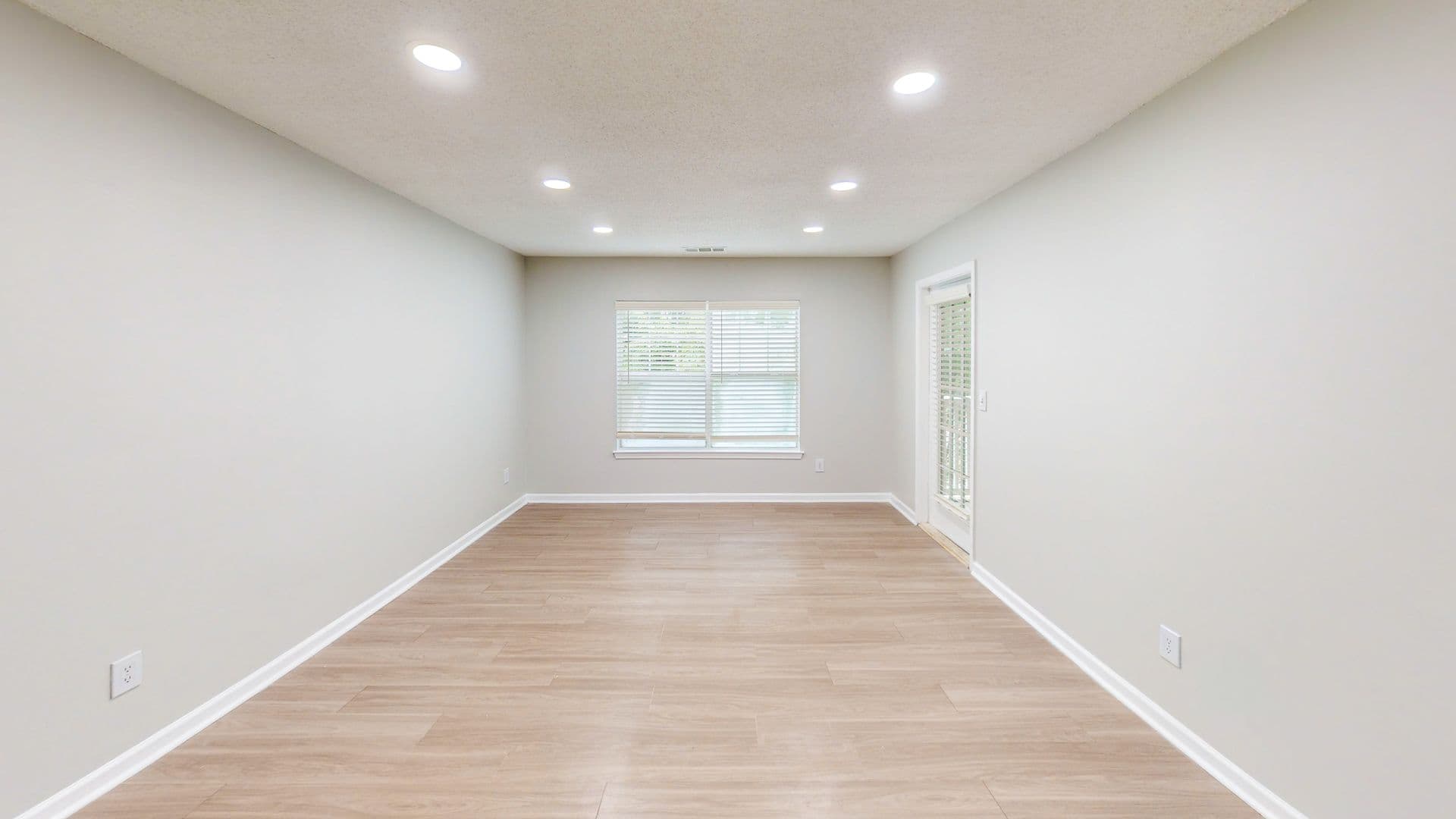 Atlanta Apartment: 2423 Martin Luther King Jr Drive SW