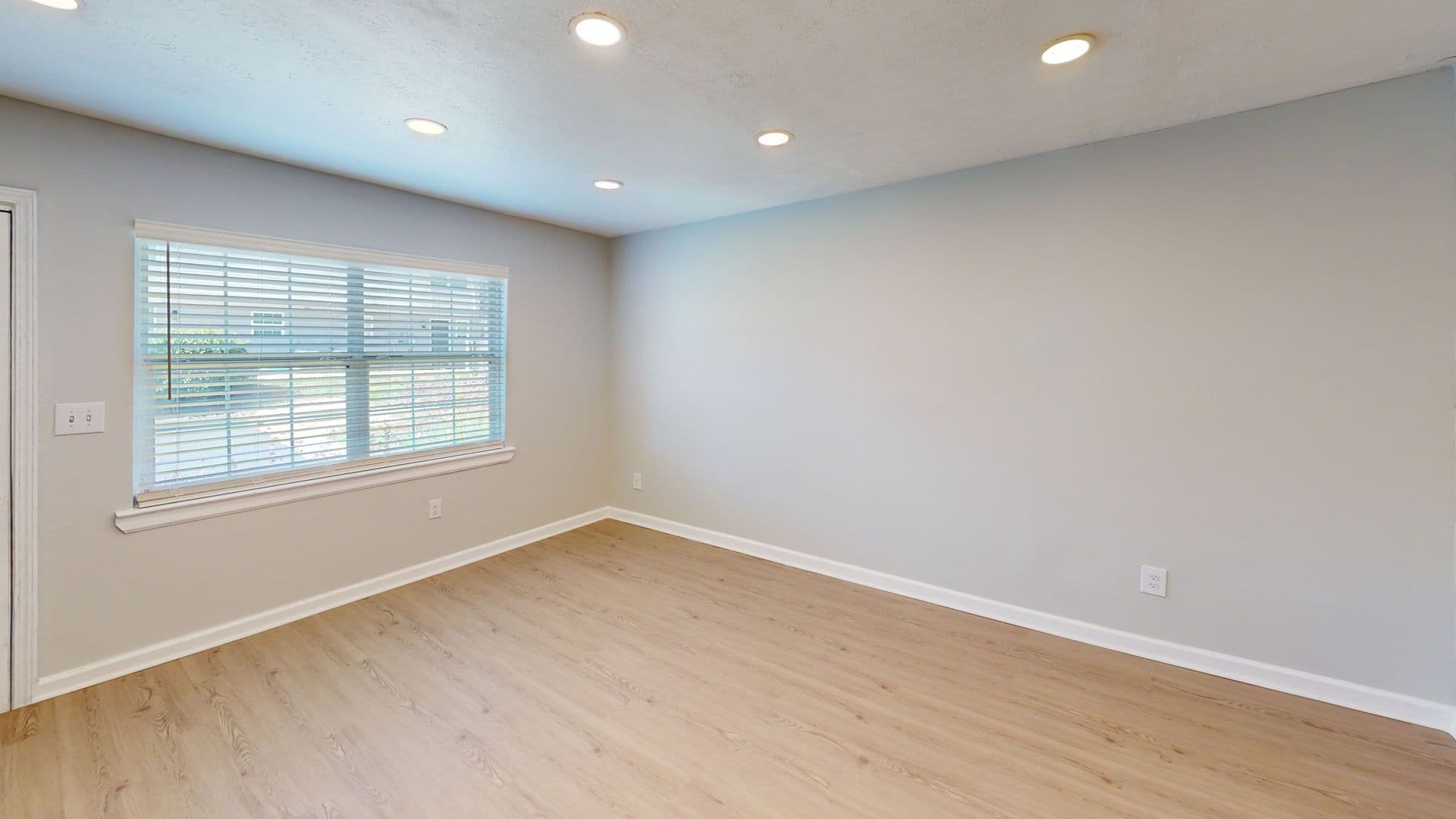 Atlanta Apartment: 5751 Riverdale Road