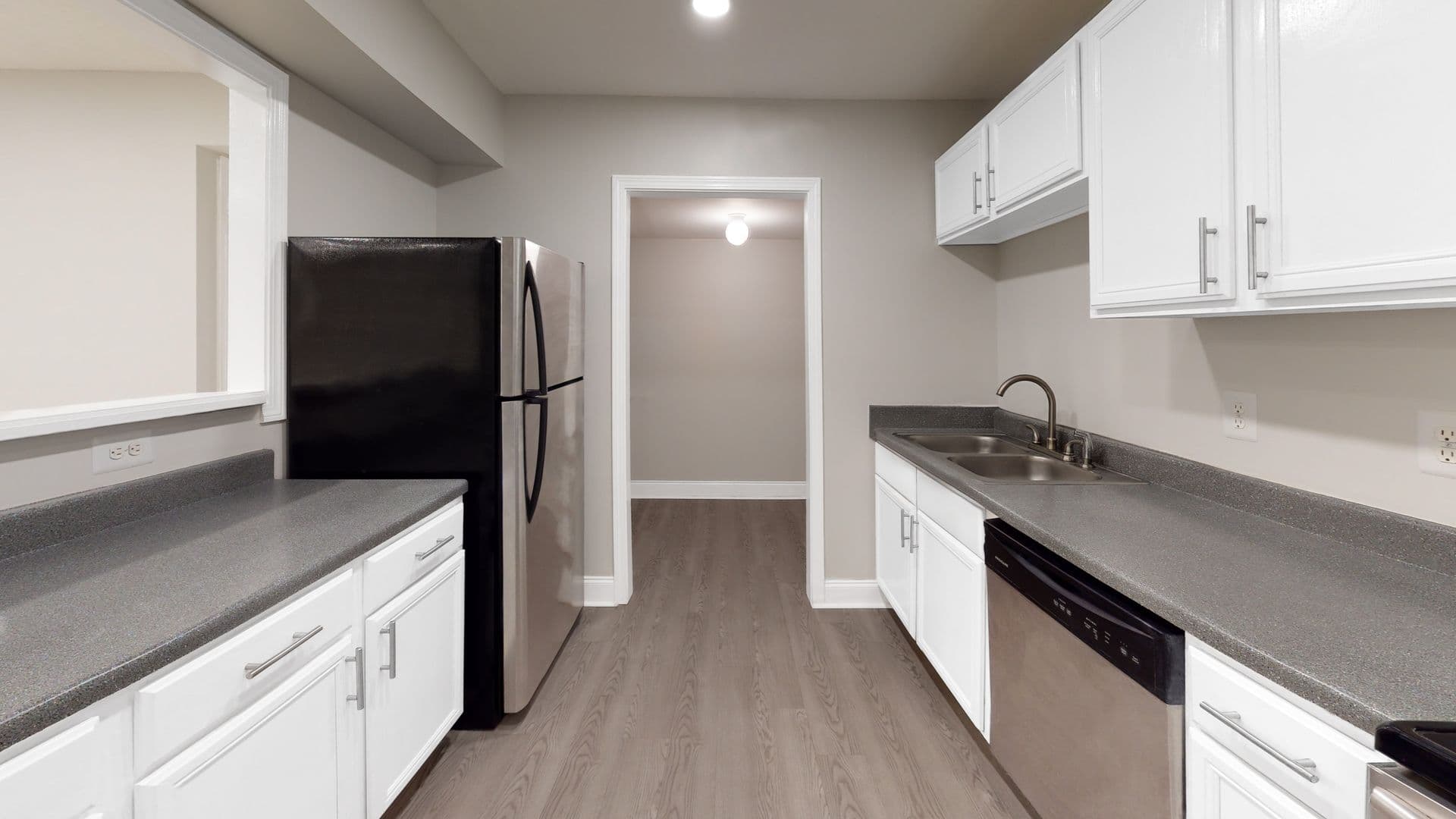 Atlanta Apartment: 2900 Landrum Drive
