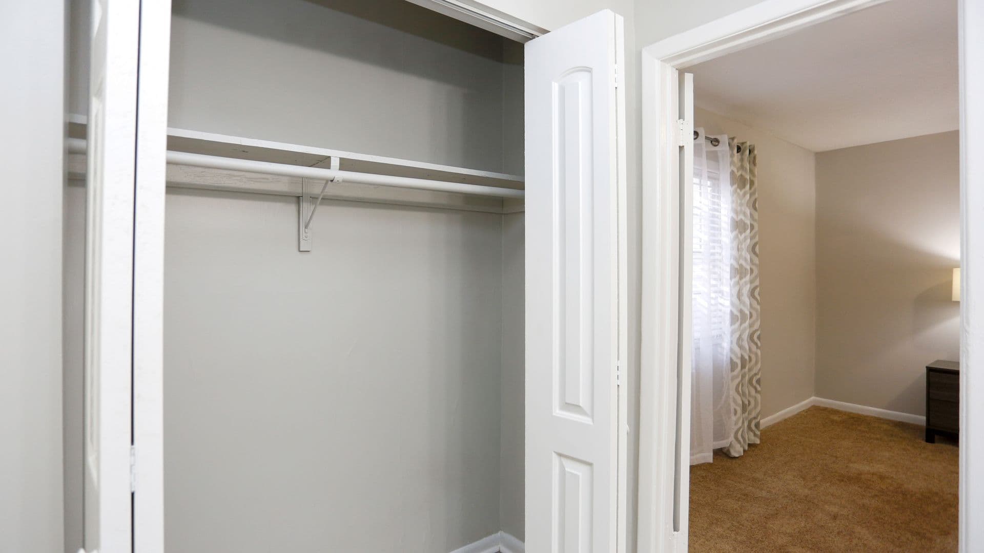 College Park Townhome: 2609 Charlestown Drive