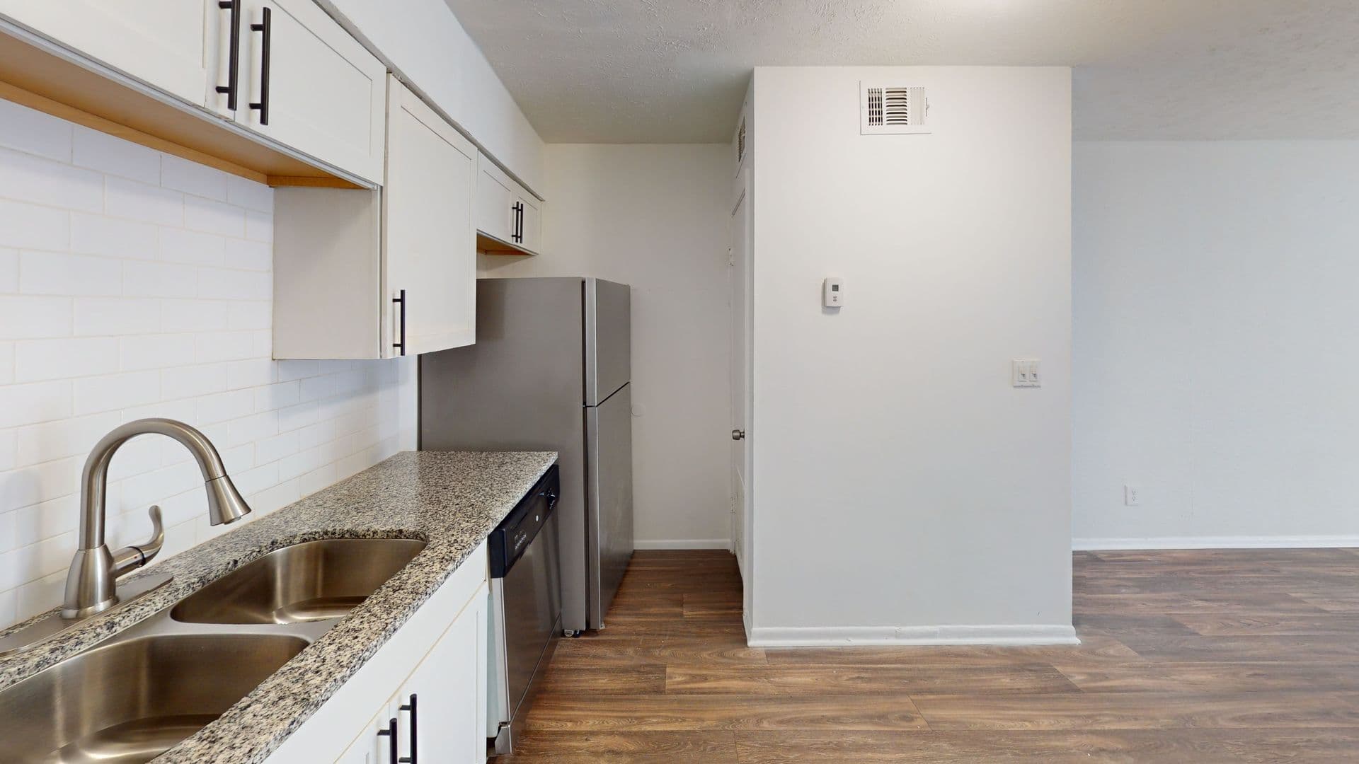 College Park Townhome: 2800 Camp Creek Pkwy