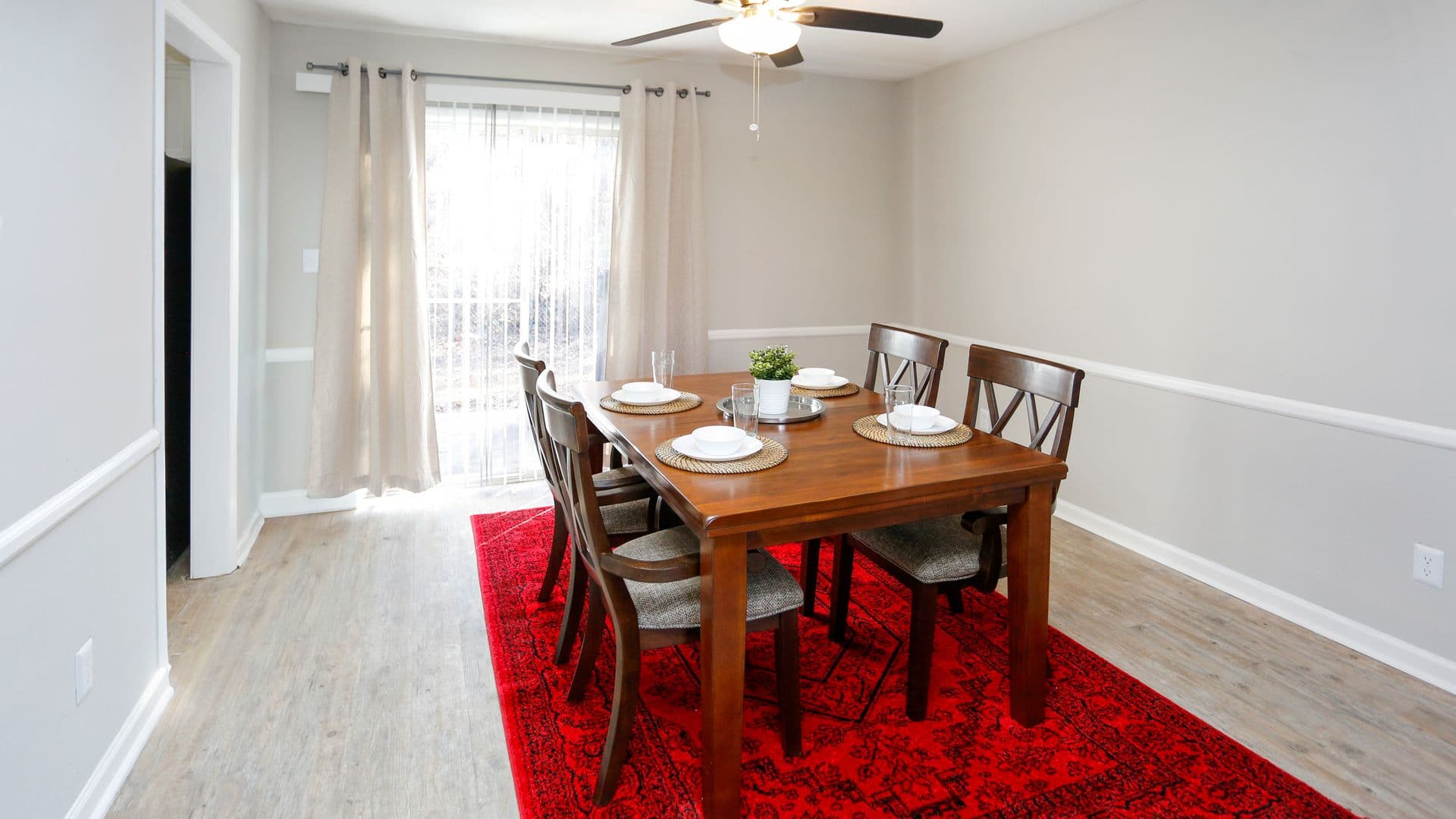 College Park Townhome: 2609 Charlestown Drive