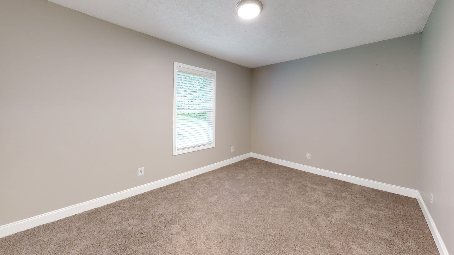 Atlanta Apartment: 2900 Landrum Drive
