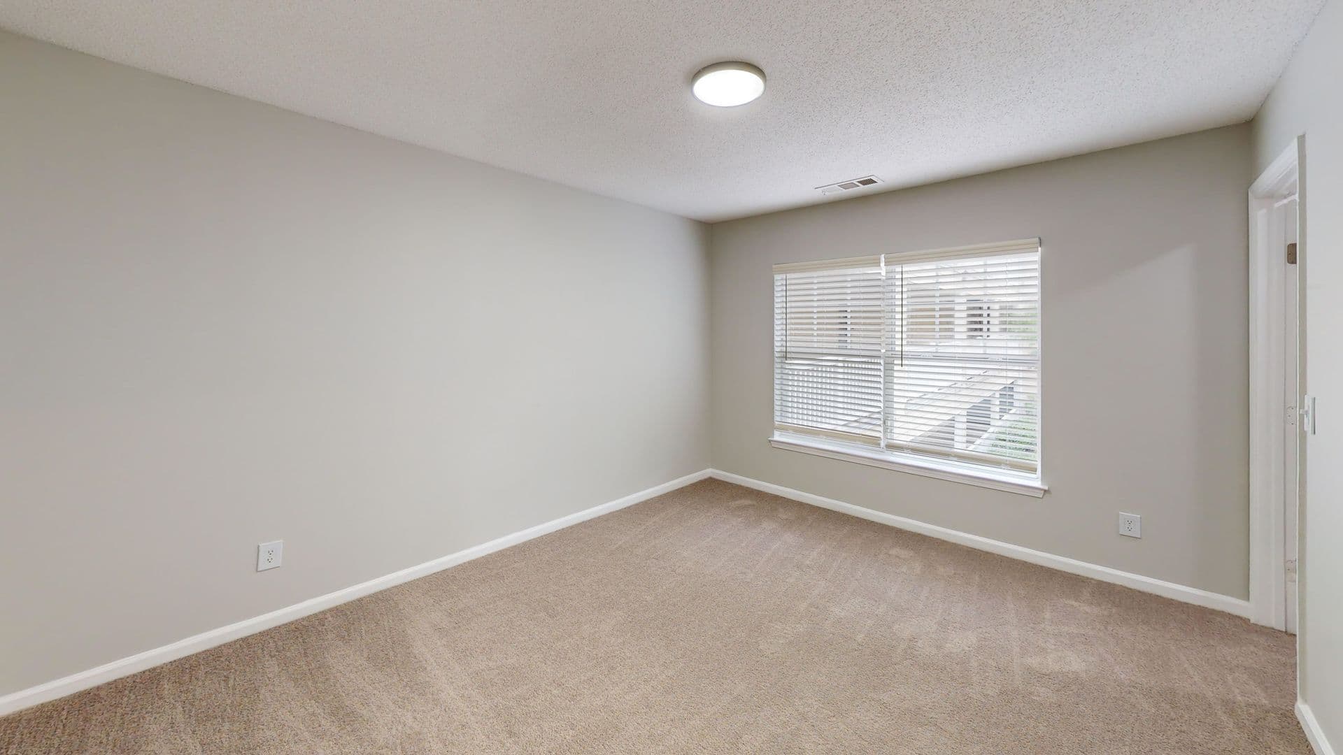 Atlanta Apartment: 2423 Martin Luther King Jr Drive SW