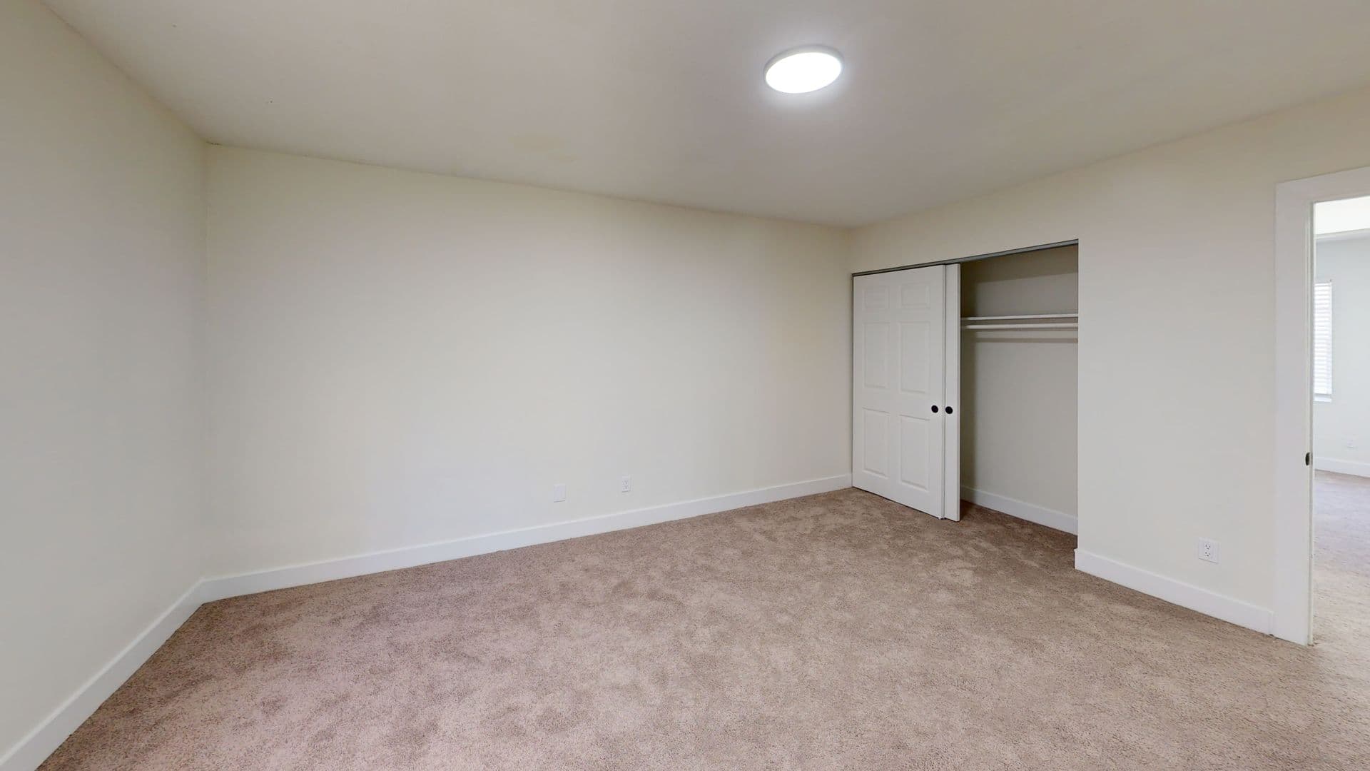College Park Townhome: 2609 Charlestown Drive