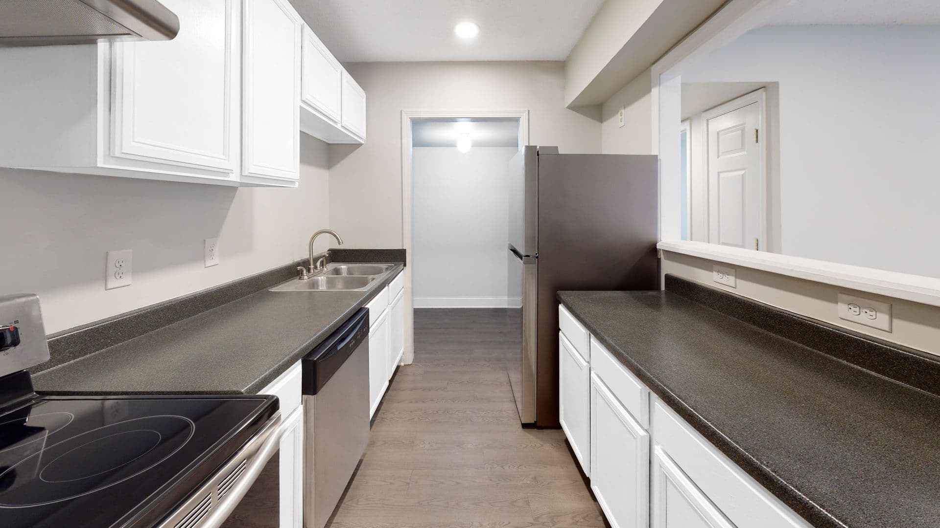 Atlanta Apartment: 2900 Landrum Drive