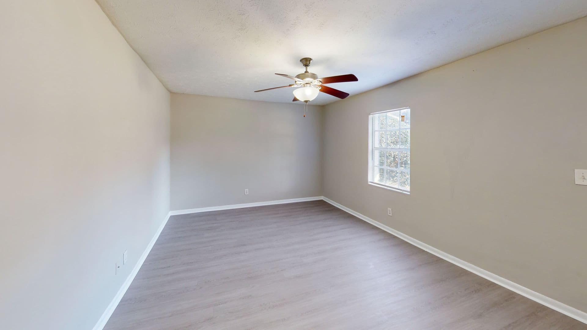 Forest Park Apartment: 1466 Rock Cut Road