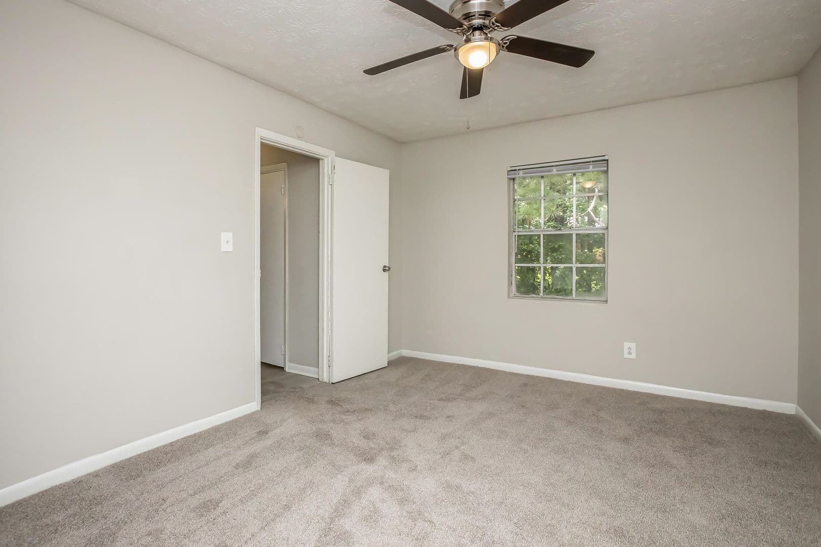 Forest Park Apartment: 1466 Rock Cut Road