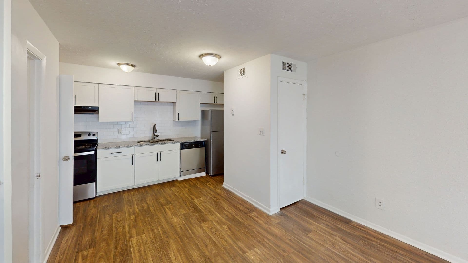 College Park Townhome: 2800 Camp Creek Pkwy