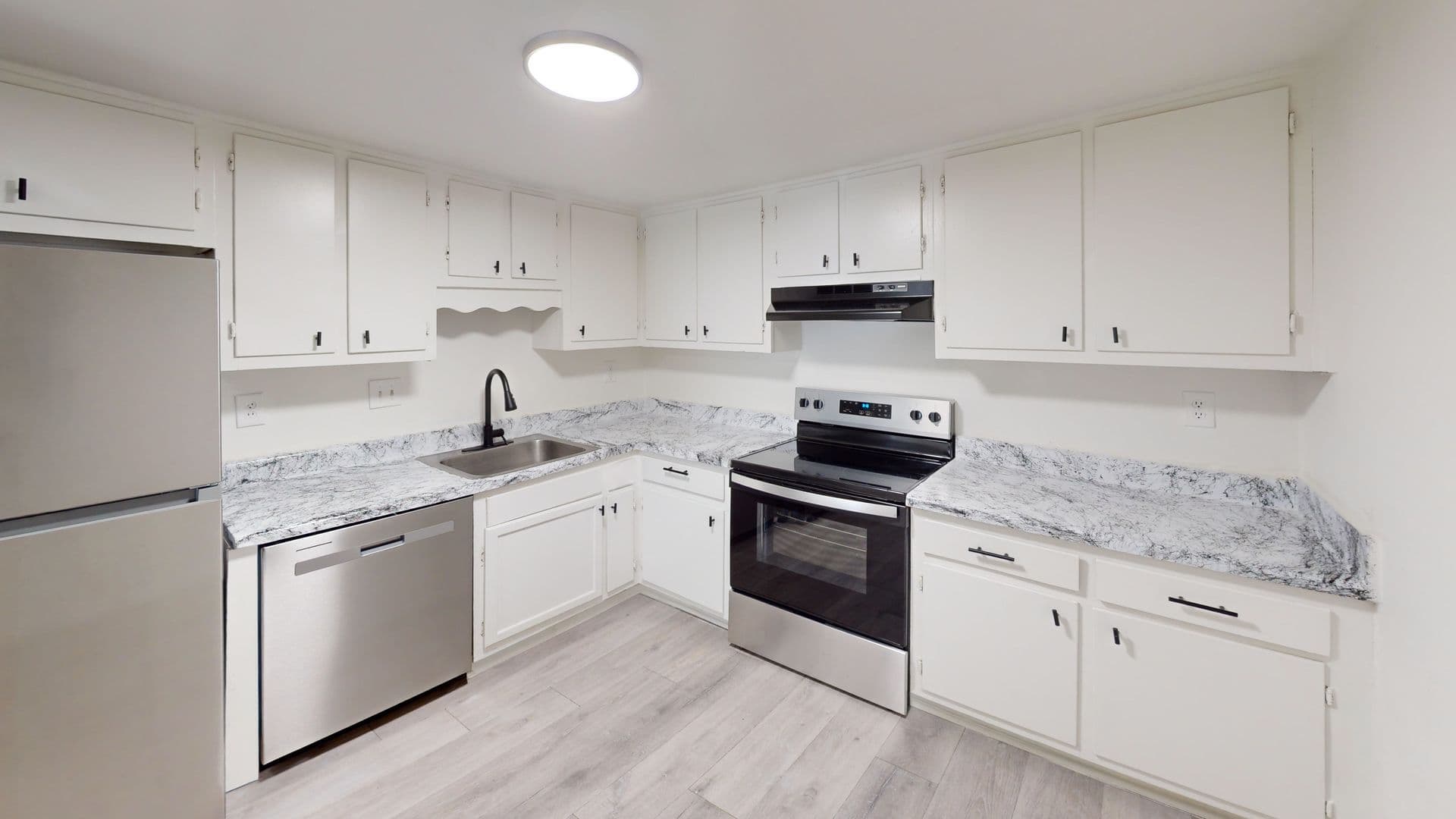 Decatur Townhome: 4565 Covington Highway