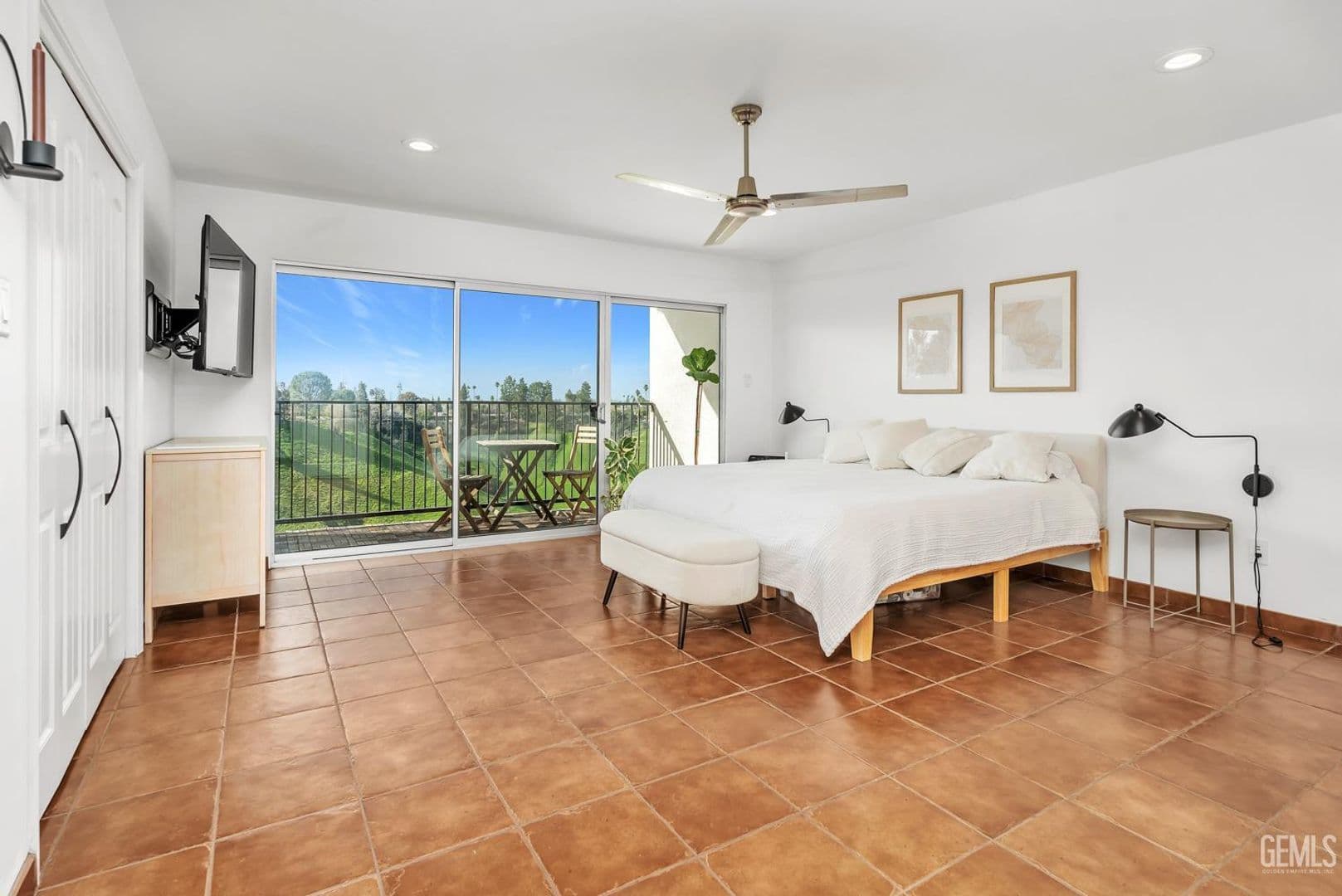 Bakersfield Condo: 4200 Boise St #21B