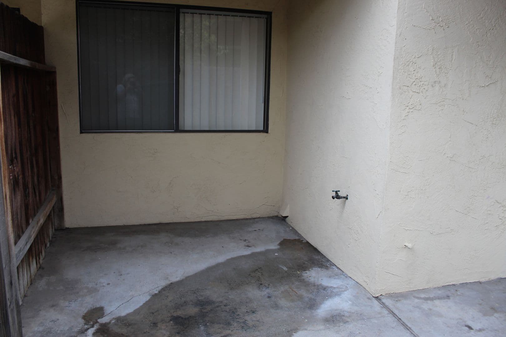 Bakersfield Apartment: 7608 Stockdale Hwy