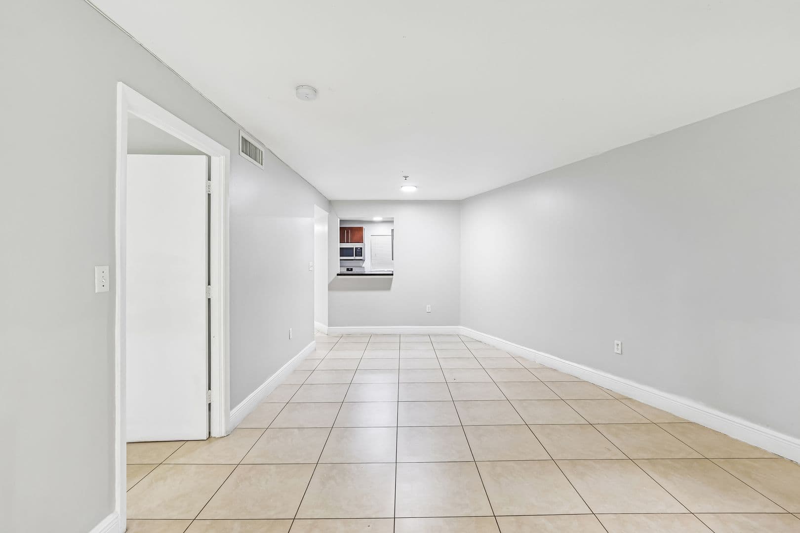 Dania Beach Apartment: 4147 Stirling Road