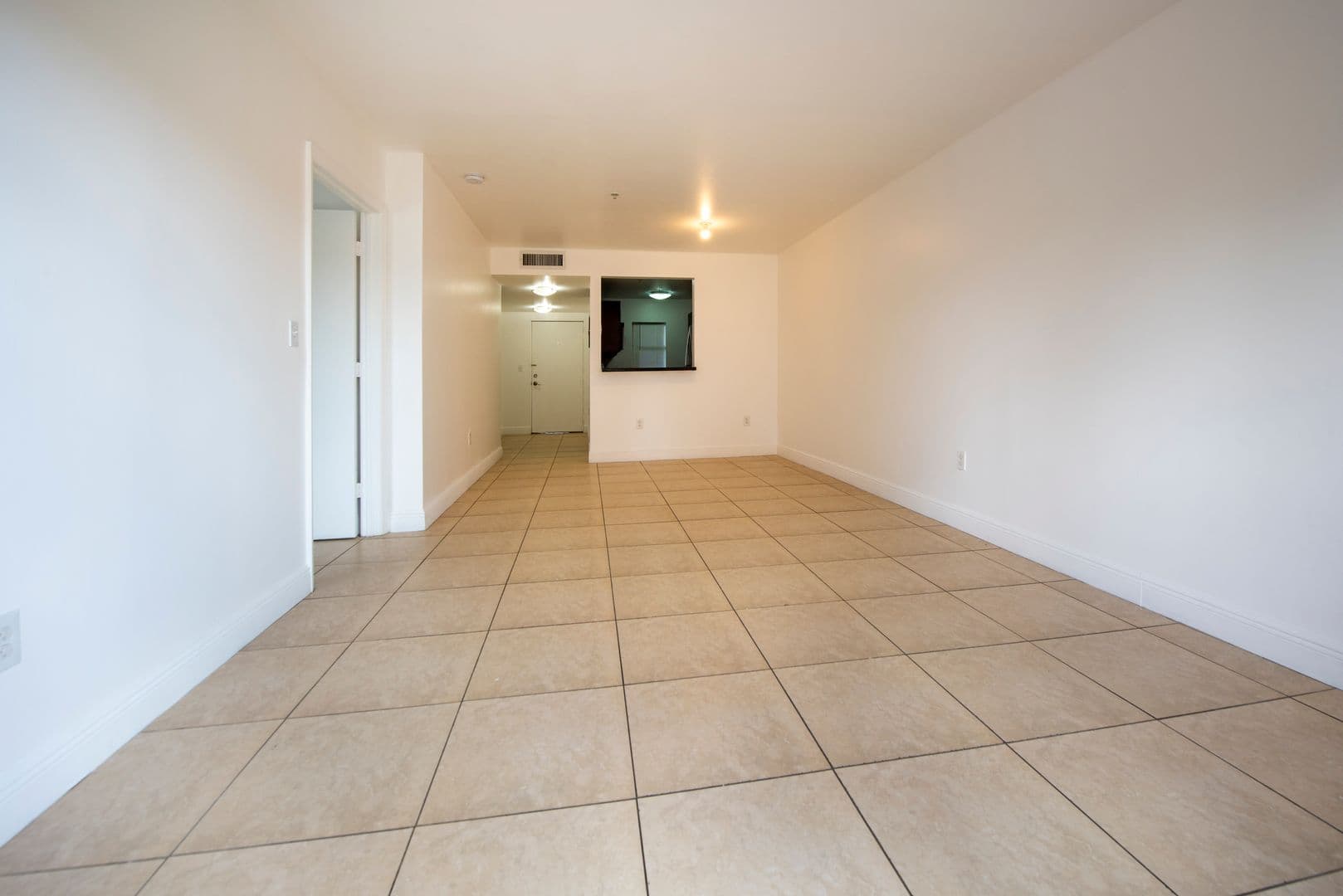 Dania Beach Apartment: 4147 Stirling Road