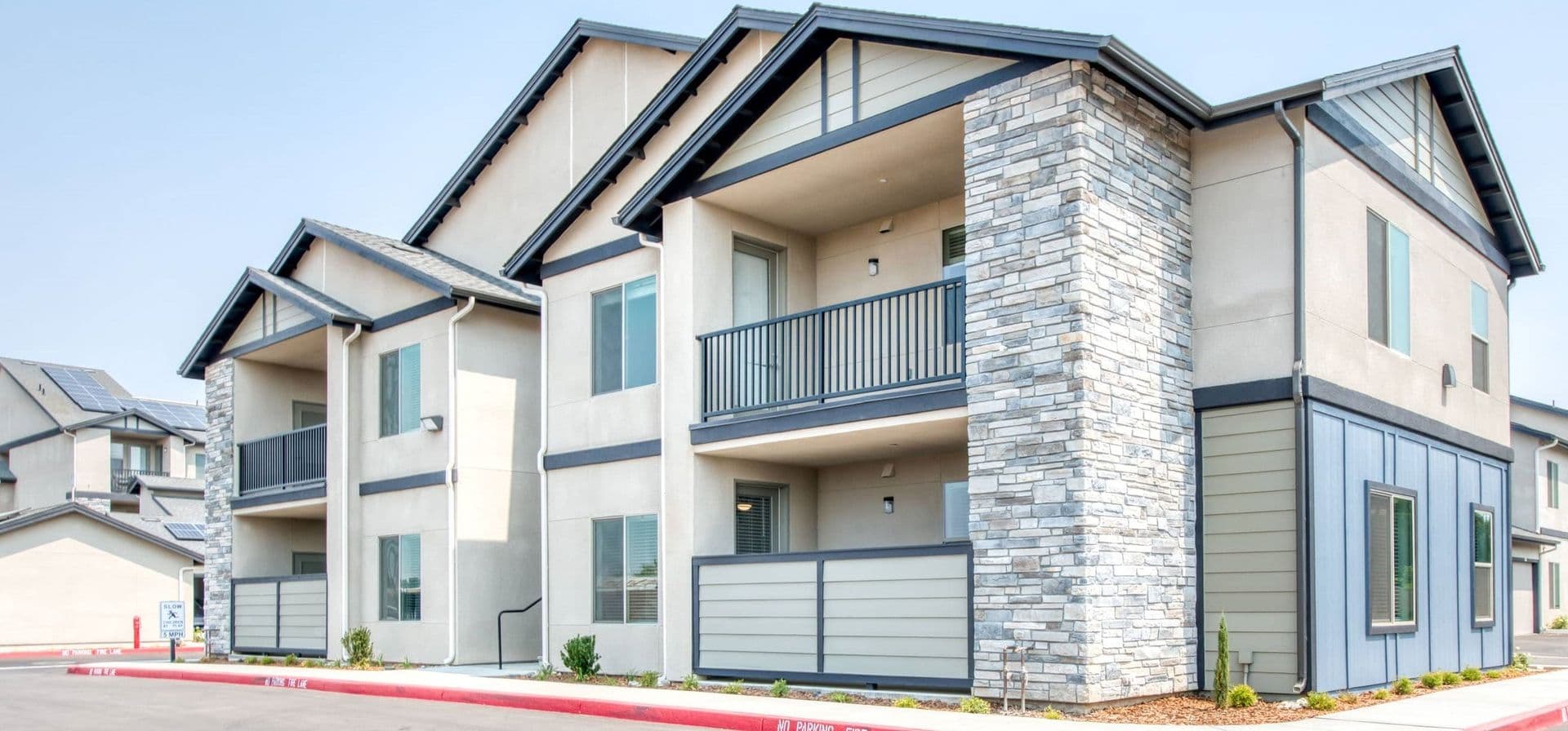 Clovis Apartment: 382 North McKelvy Avenue