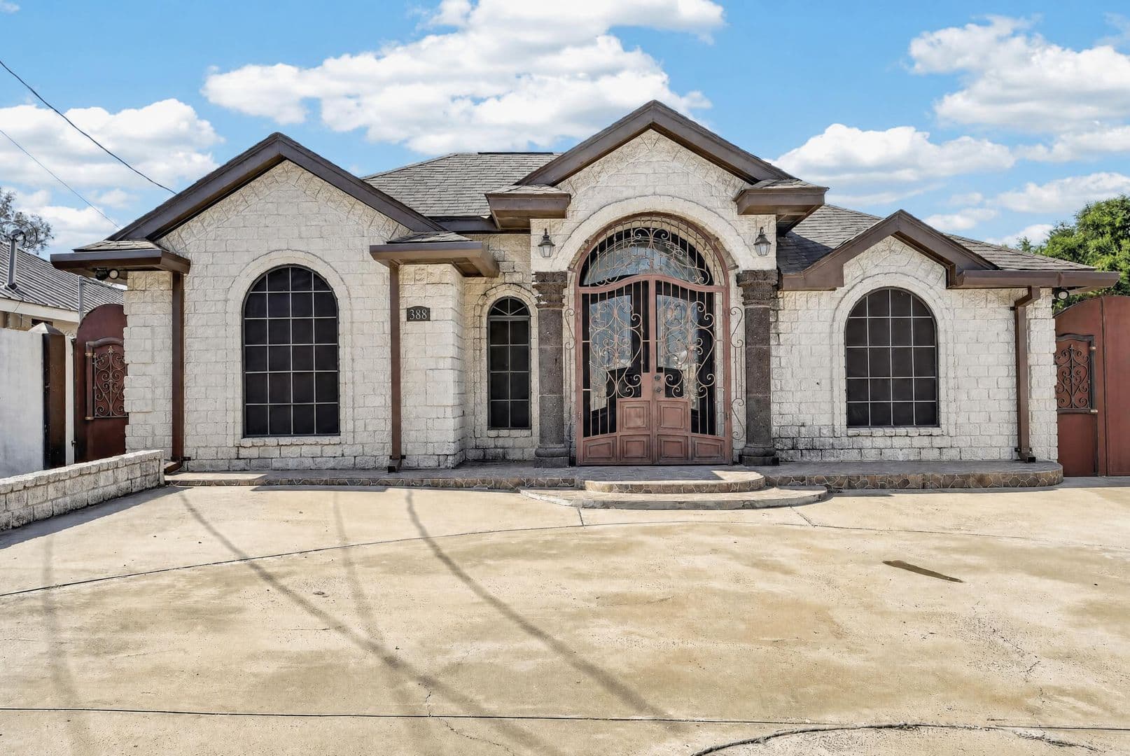Rio Grande City Apartment: 388 Nicholas Lopez