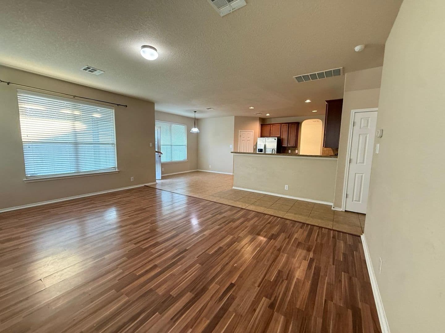 San Antonio House: 1015 Iris Path