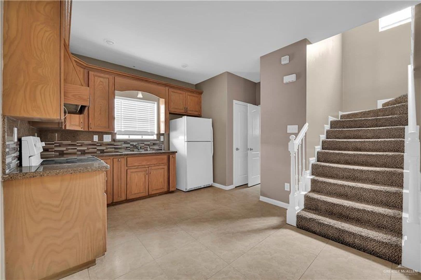 Edinburg Apartment: 2102 Kimberly Ln