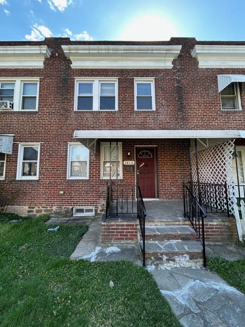 Baltimore House: 3813 Brooklyn Ave
