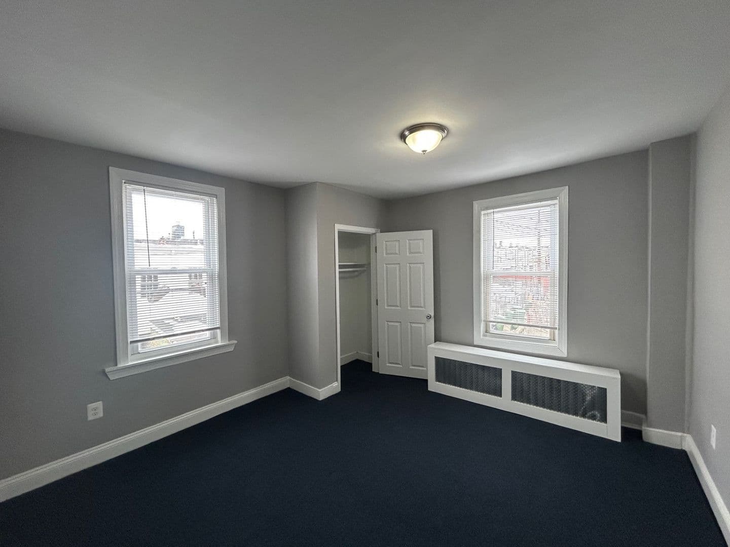 Baltimore House: 2810 E Monument St