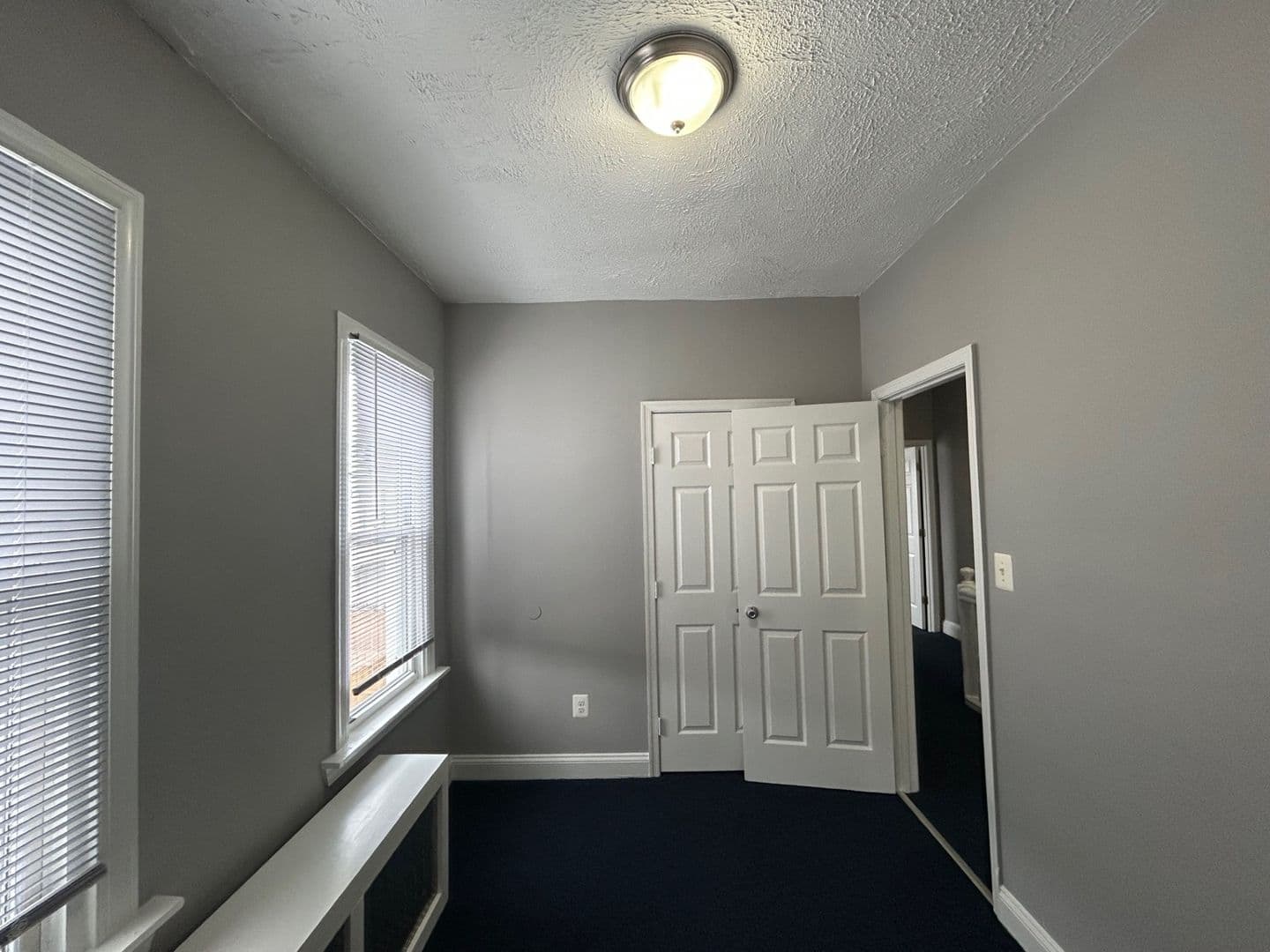 Baltimore House: 2810 E Monument St