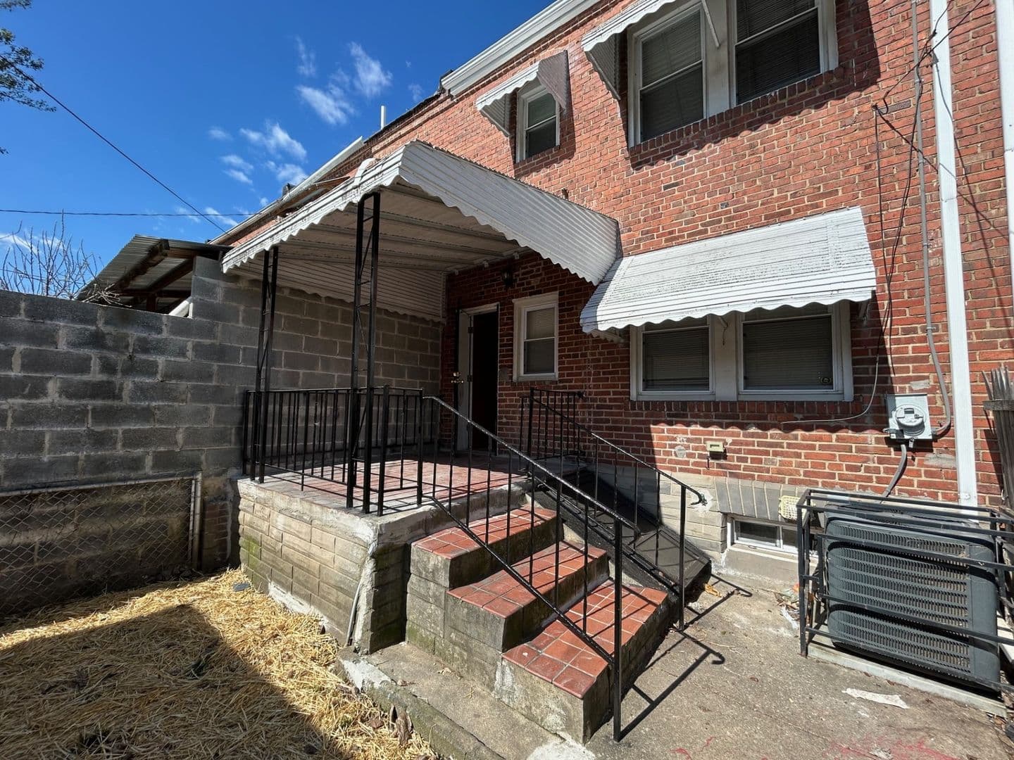Baltimore House: 3813 Brooklyn Ave
