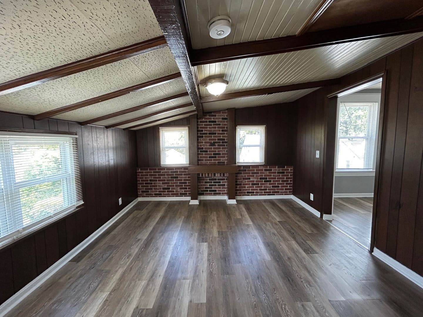 Baltimore House: 400 Hazlett Ave #B