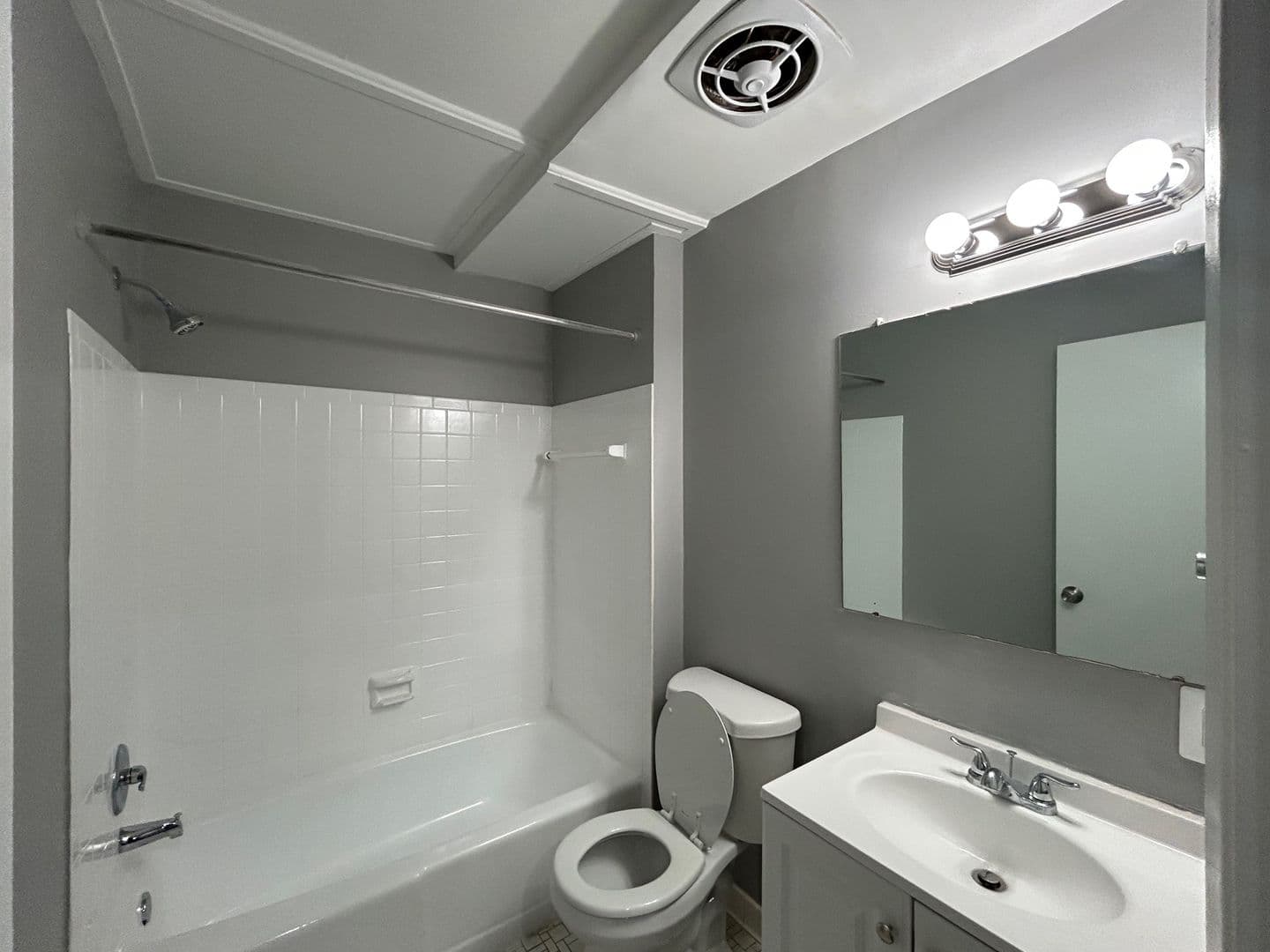 Baltimore Apartment: 6001 Park Heights Ave