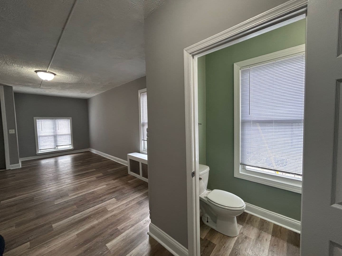 Baltimore House: 2810 E Monument St