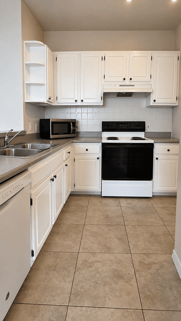Maitland Condo: 1440 Lake Shadow Circle